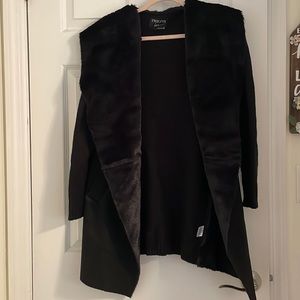 Woman’s Twelfth Love Cardigan